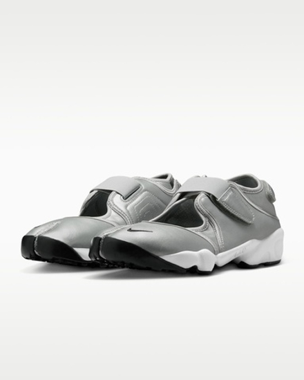 NIKE Кроссовки-балетки Nike Air Rift, серебристый