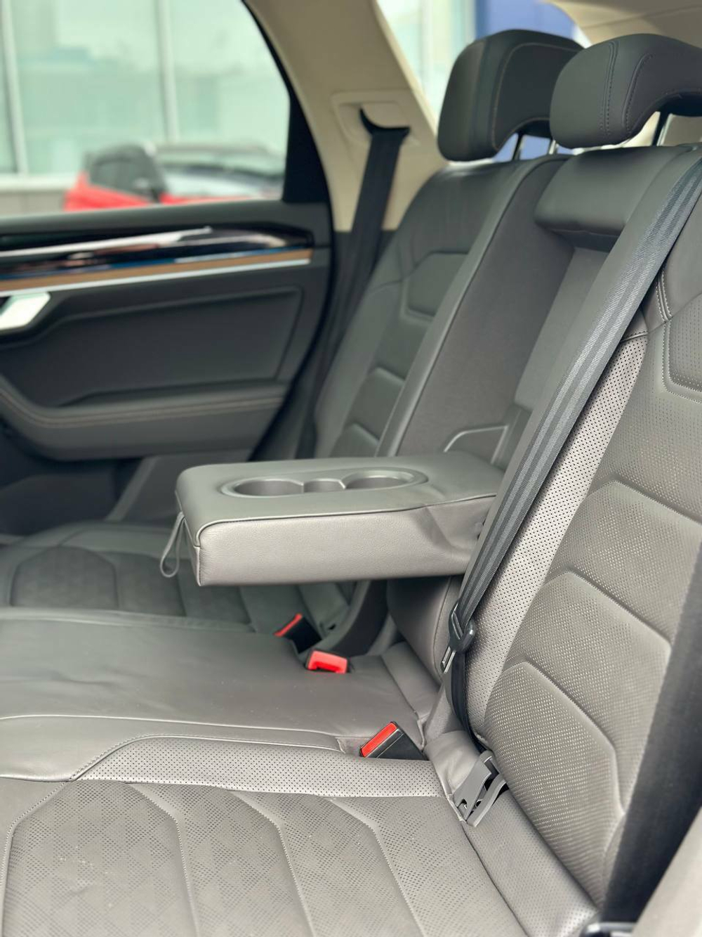 VW Touareg 2019 г.