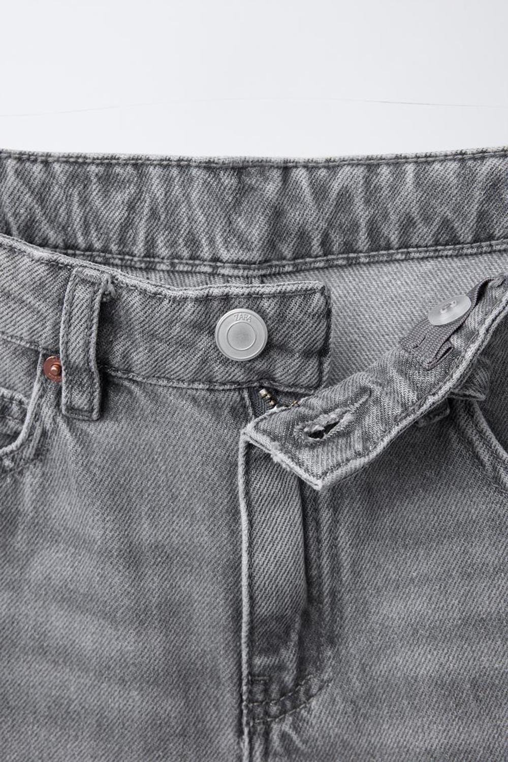 ZARA ДЖИНСЫ WIDE LEG С НАШИВКОЙ «ЗВЕЗДЫ», СЕРЫЙ