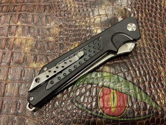Складной нож Reptilian ВИСТ-01 c клинком из стали D2, рукоять G10