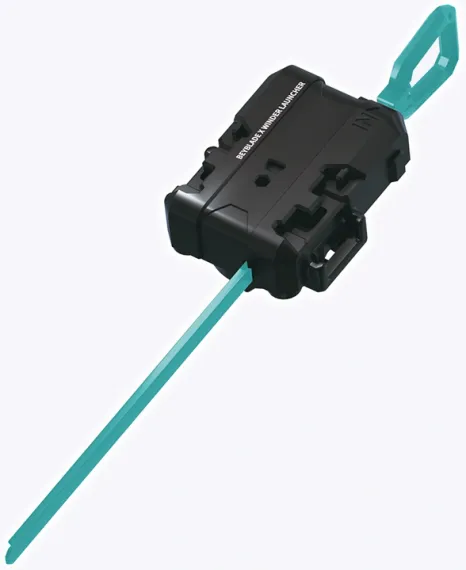 2 волчка + 2 лаунчера из набора Battle Entry Set Infinity BX46 от Takara Tomy