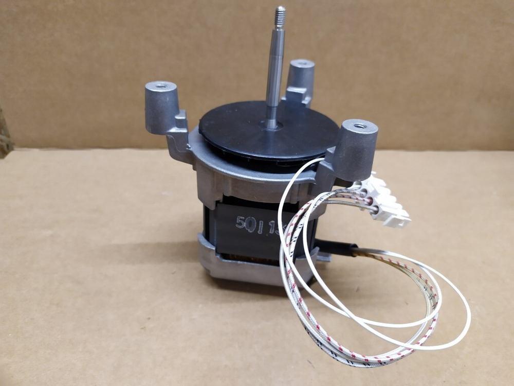 Двигатель UNOX KVN1035B для XF