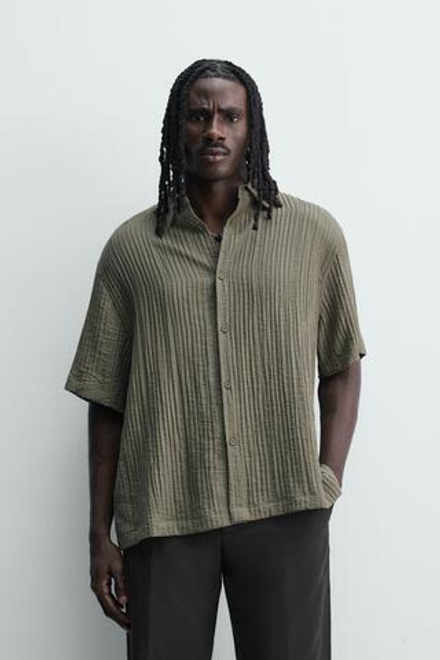ZARA РУБАШКА ИЗ СТРУЯЩЕЙСЯ РЕЛЬЕФНОЙ ТКАНИ, ХАКИ
