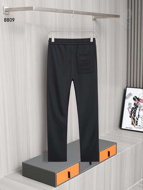 Спортивные штаны Prada