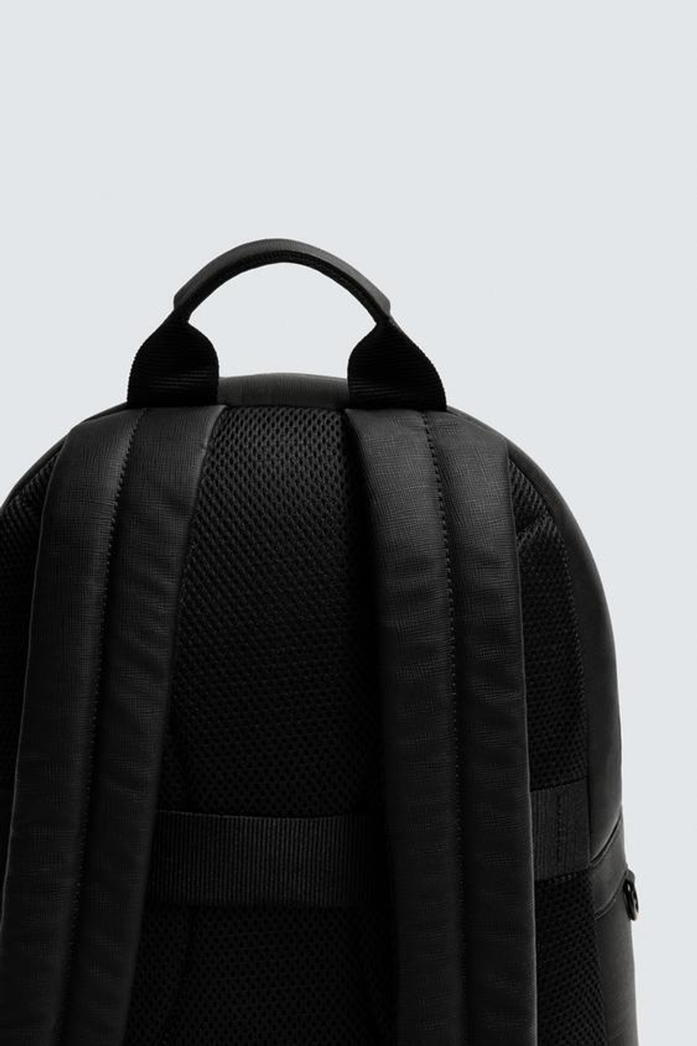 ZARA РЮКЗАК С ТИСНЕНИЕМ, ЧЕРНЫЙ