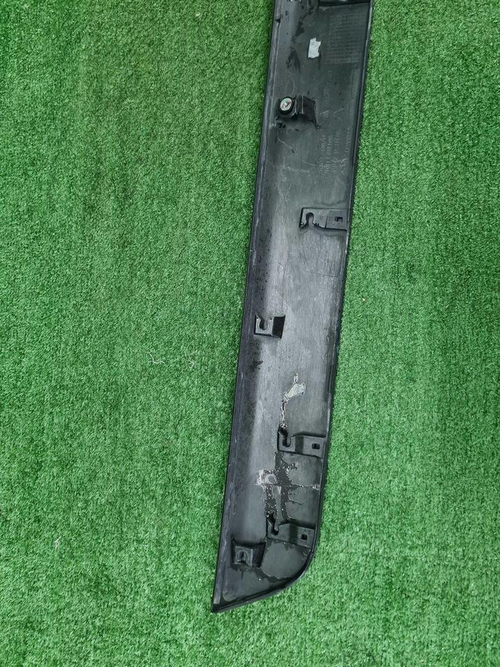 Накладка крышки багажника Toyota RAV4 5 XA50 18-нв