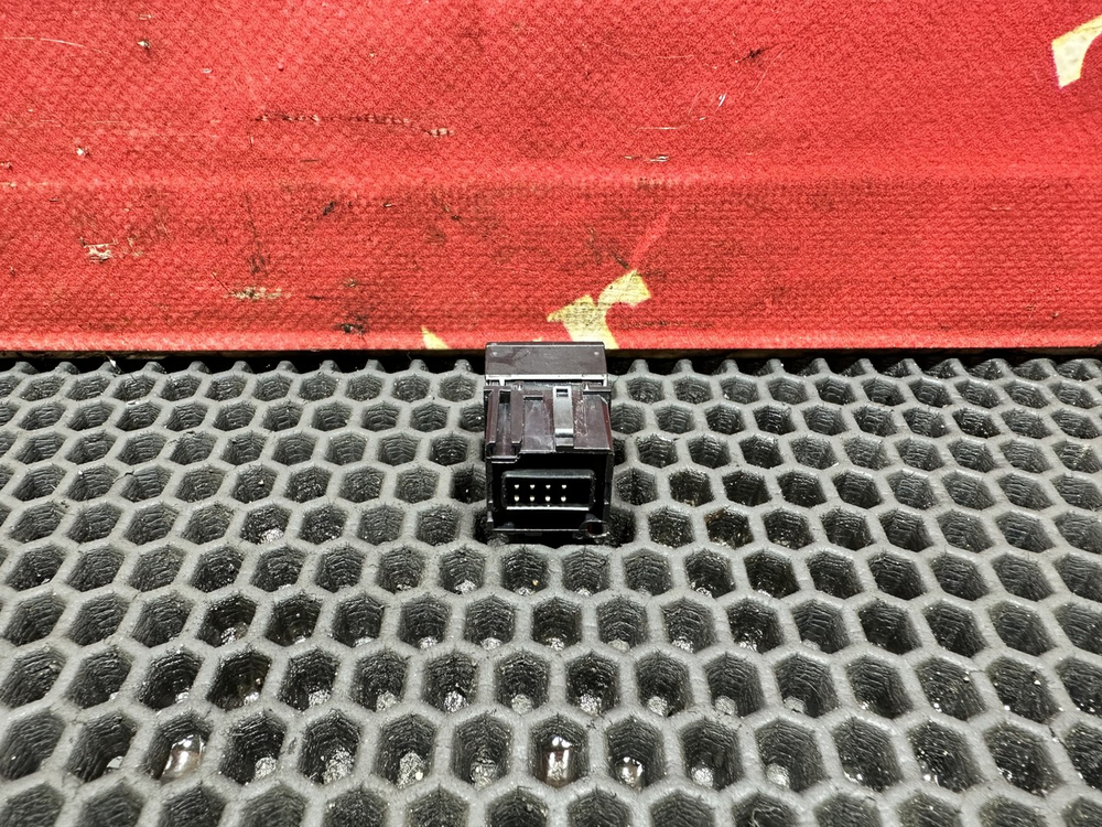 Кнопка прицепа