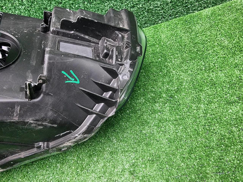 Фара левая Volvo XC40 (2017-2022) LED