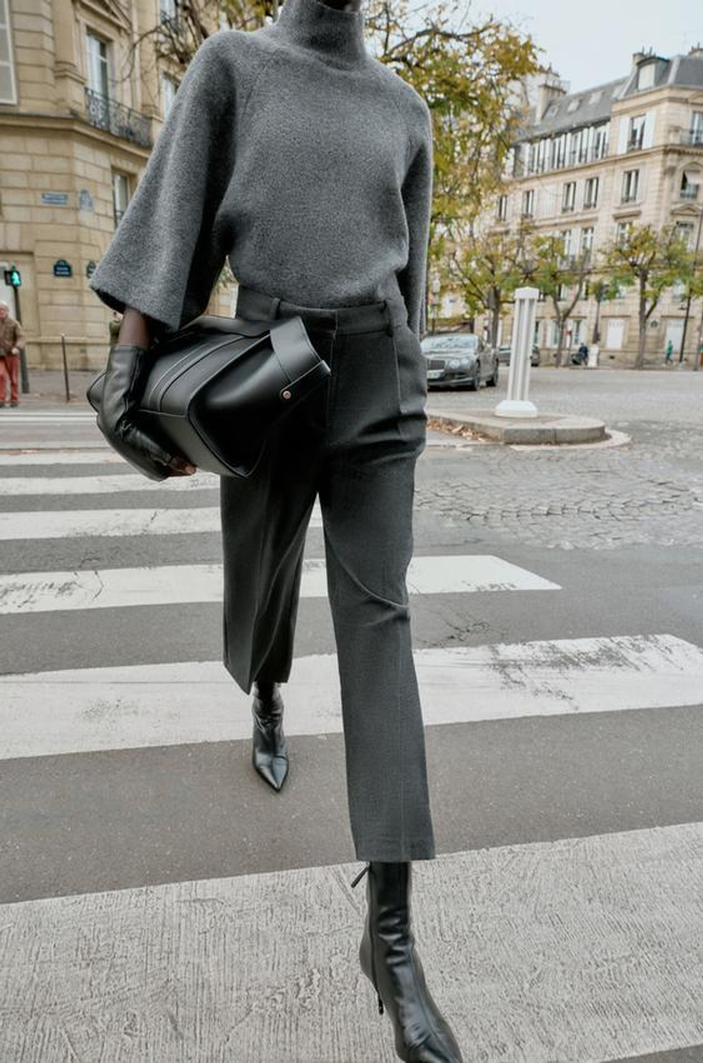 ZARA ПРЯМЫЕ БРЮКИ С ЗАЩИПАМИ, МЯГКИЙ СЕРЫЙ