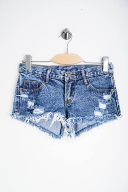 Шорты для модного образа, визуально на 42 размер