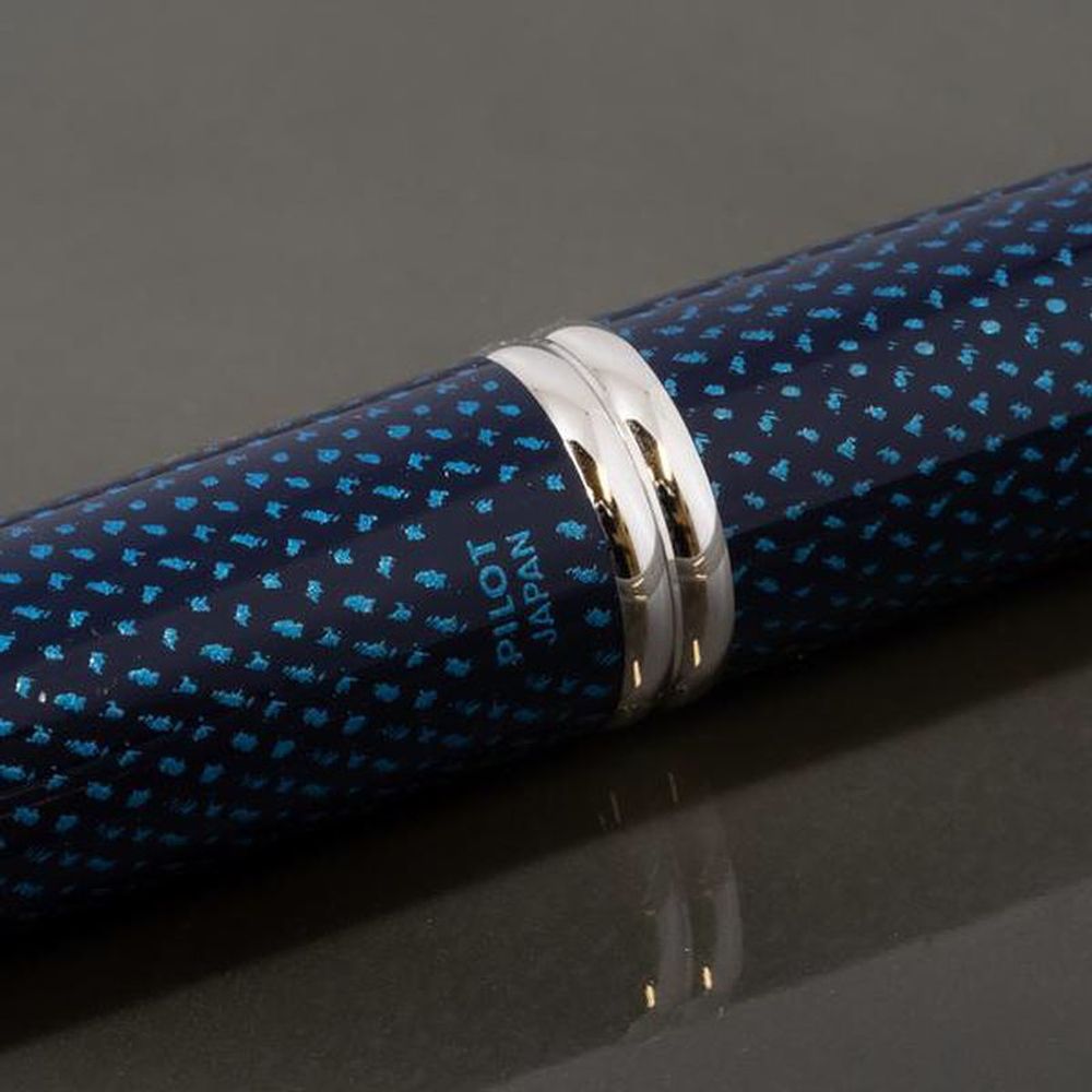 Перьевая ручка Pilot Capless Graphite синяя (FC-1500RRK-F-L)