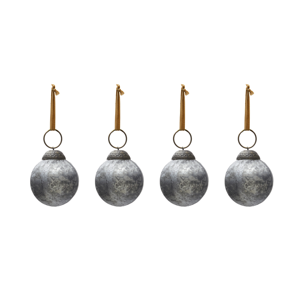 Набор из 4 рождественских шаров Blama из переработанного серебряного стекла, Ø 6 см