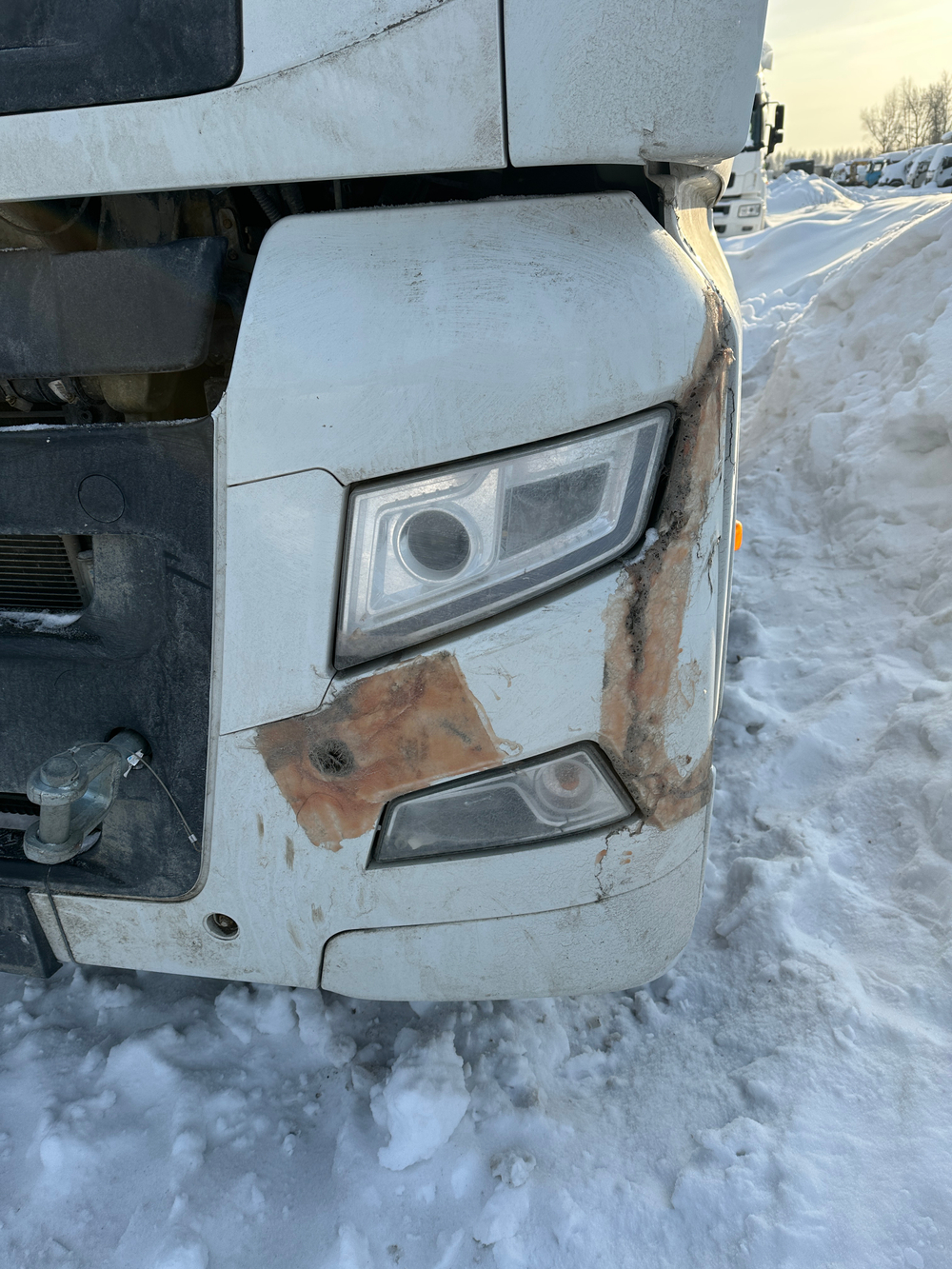 SITRAK C7H 4x2 Седельный тягач ZZ4186V391HE (Дизельный, 12,4 л, 480 л.с., AT)