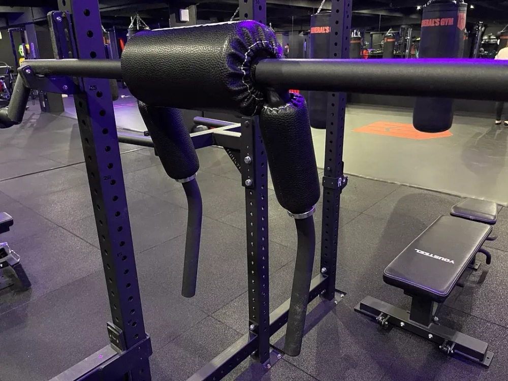 Безопасный гриф для приседа SAFETY SQUAT