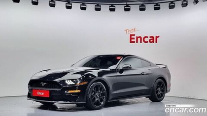 Ford Mustang Coupe (09.2022)