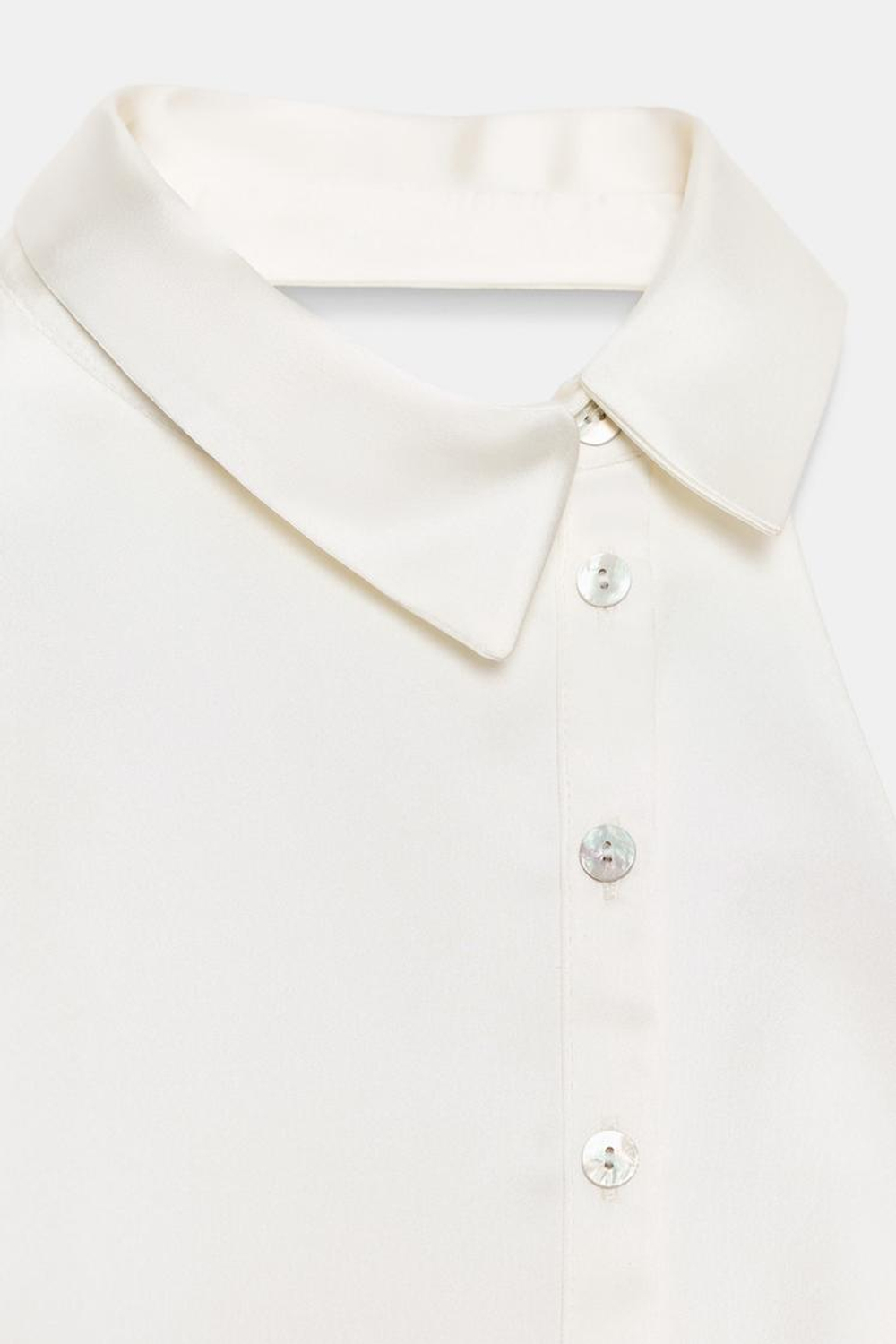 ZARA АТЛАСНЫЙ ТОП С ГОРЛОВИНОЙ ХАЛТЕР, ЖЕЛТОВАТО-БЕЛЫЙ