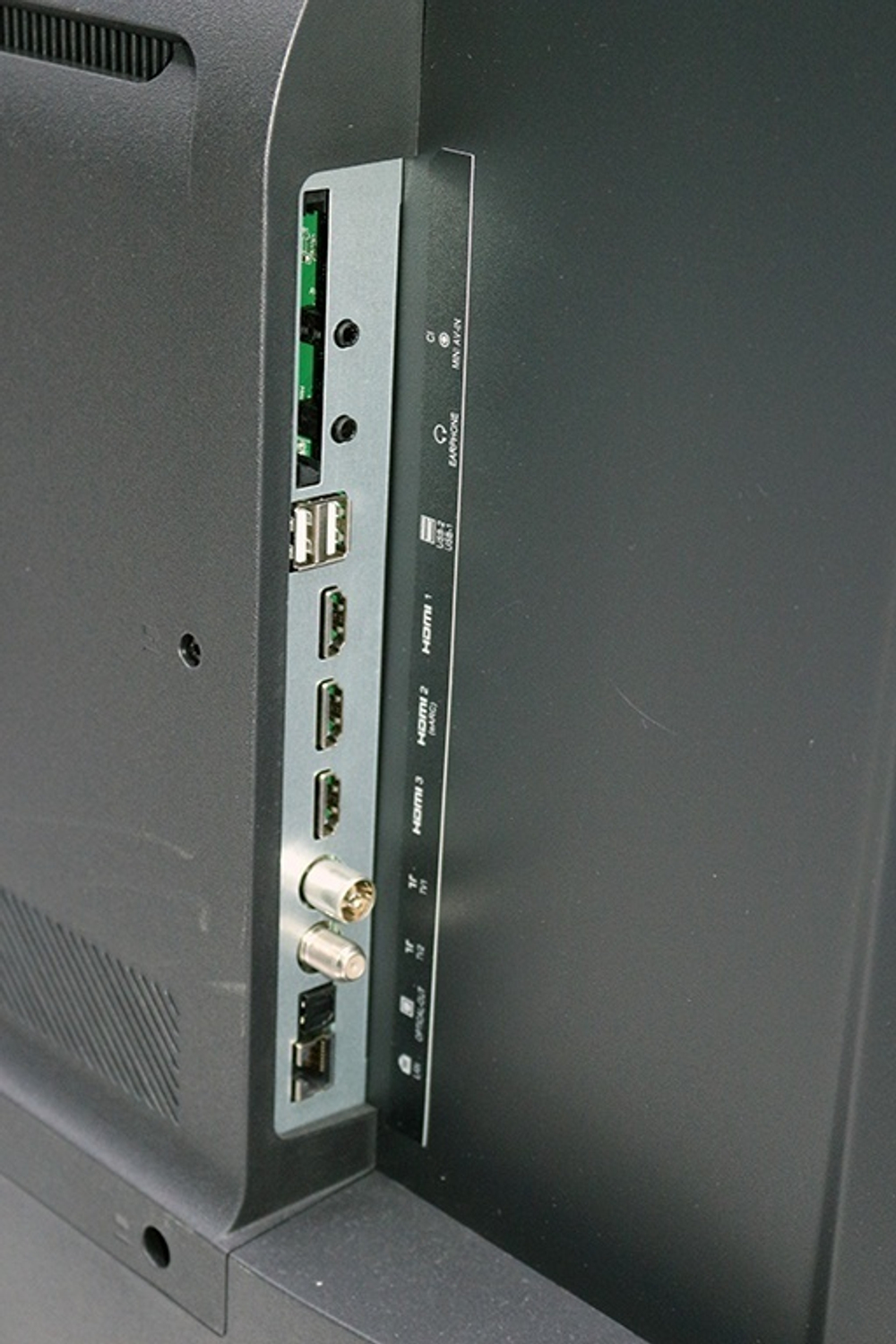 Телевизор Rebus RIS-LE55W0055 140 см черный