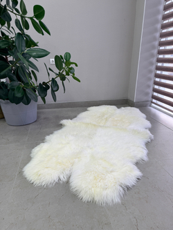 Ковер прямоугольный натуральный мех овчина 220 х 100 см. (4 шкур)