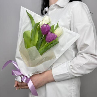 5 тюльпанов микс в упаковке