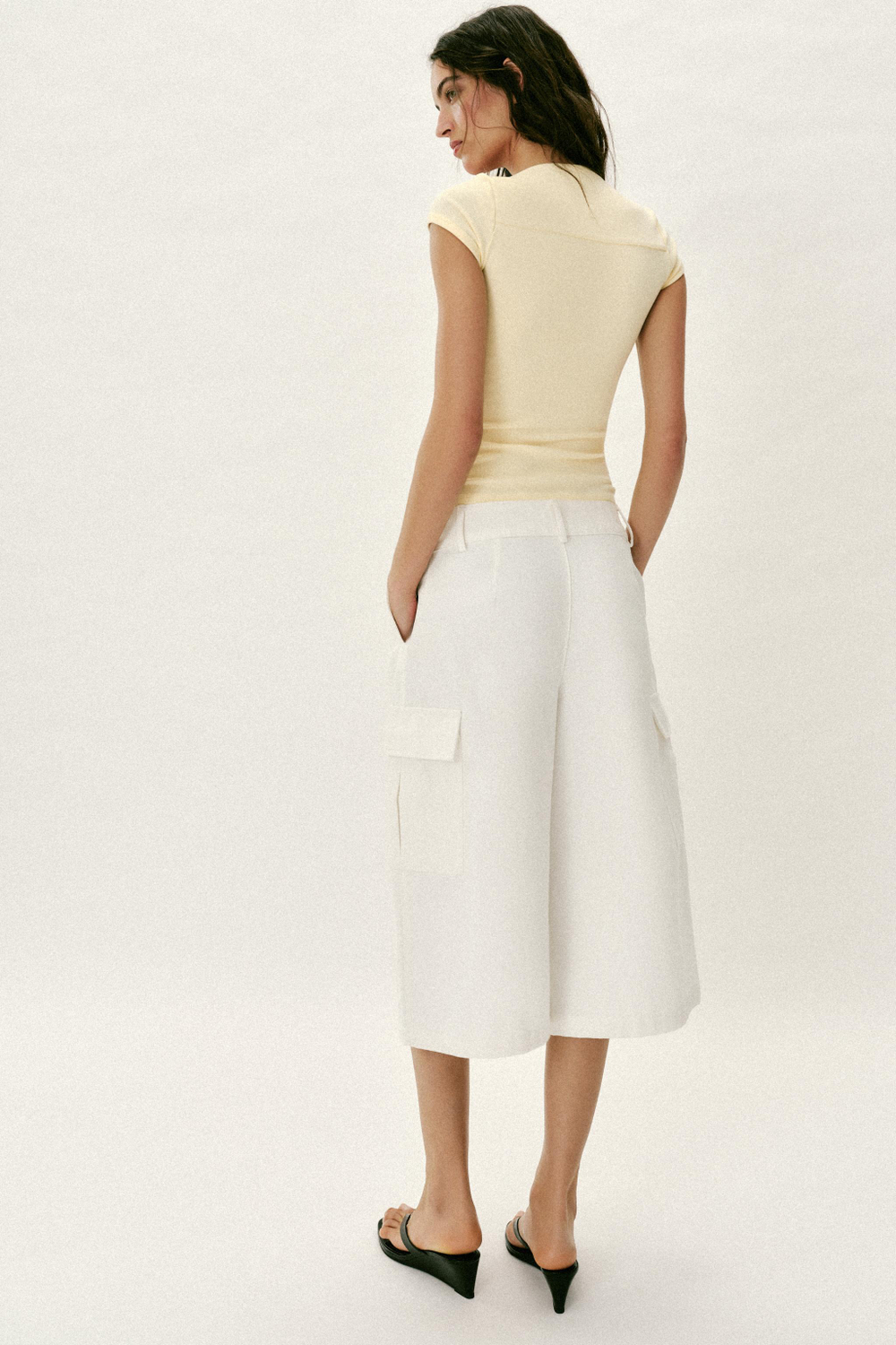 ZARA ФУТБОЛКА С КВАДРАТНЫМ ВЫРЕЗОМ, ЖЕЛТЫЙ