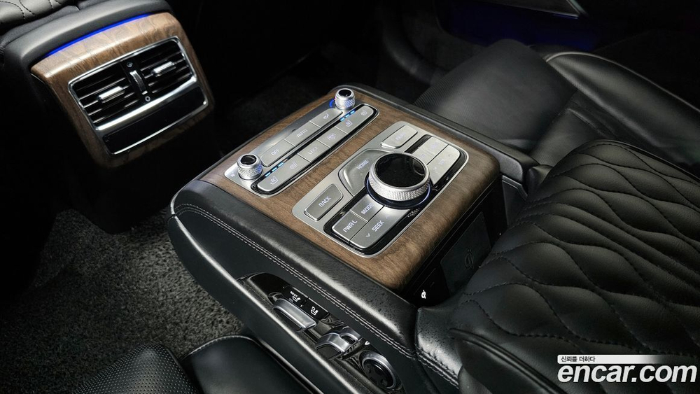 Kia The K9 (Quoris/K900) 3.8 GDI AWD (05.2020)