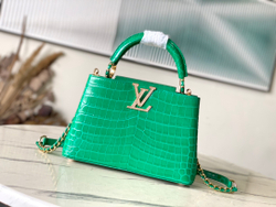Louis Vuitton Capucines BB