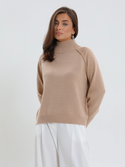 Вязаный свитер без разрезов