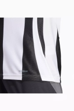 Футболка adidas Striped 24