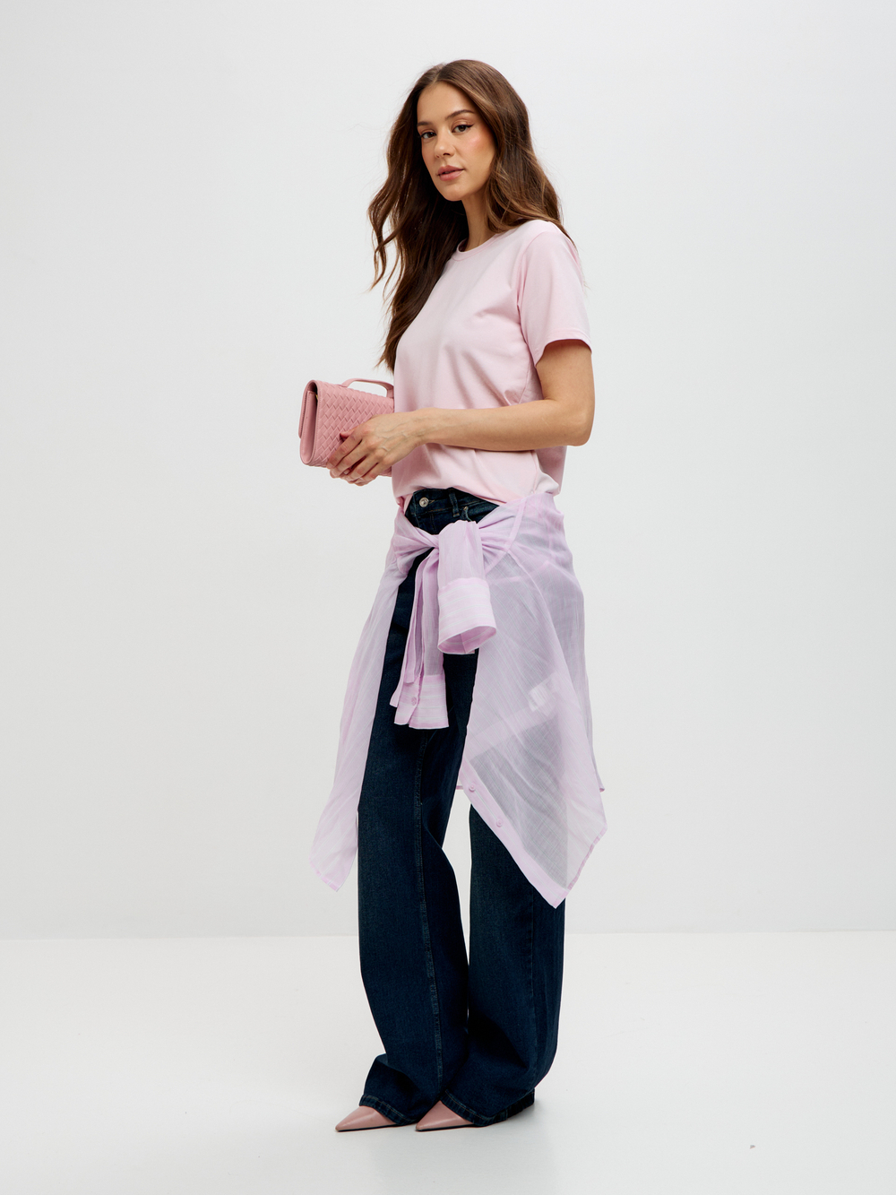 Прямые джинсы