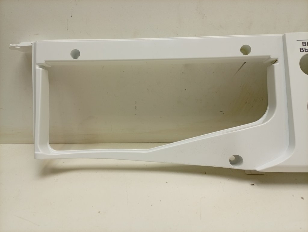 EWUC4105 кт43 Лицевая панель для стиральной машины Indesit 250005867 б/у