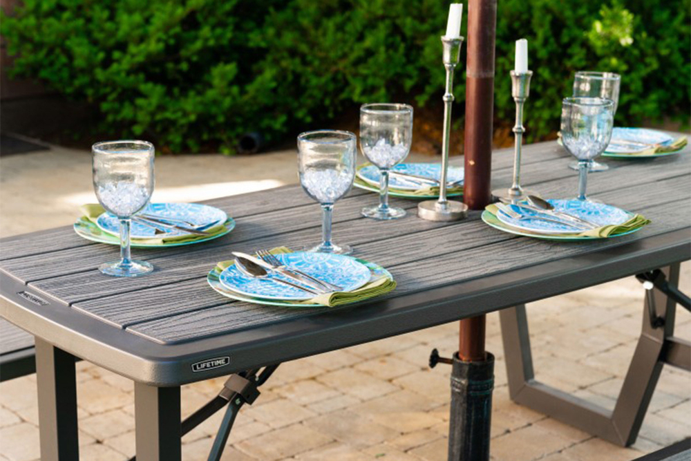 Стол складной с лавочками Lifetime для пикника