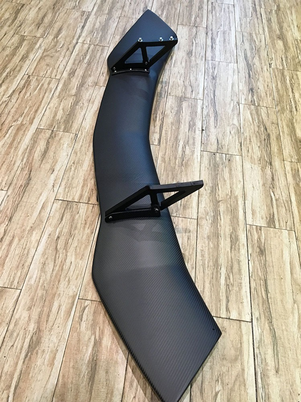 Карбоновый спойлер для Lamborghini Huracan LP610 Ламборгини