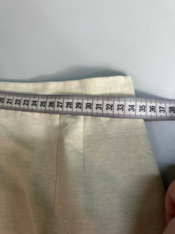 Юбка для сдержанного образа, визуально на 42 размер