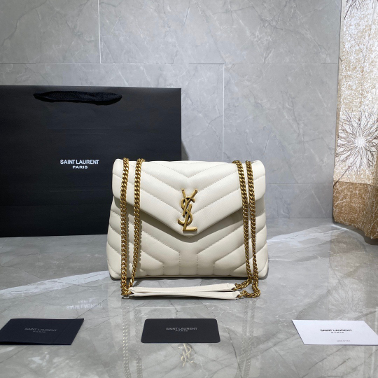 Saint Laurent Loulou 25 cm