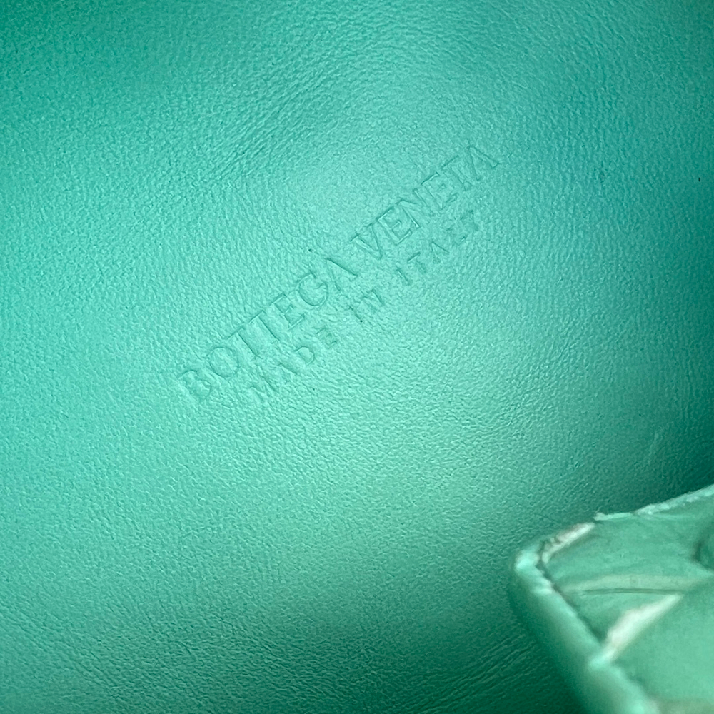 Bottega Veneta Small Parachute 21 cm
