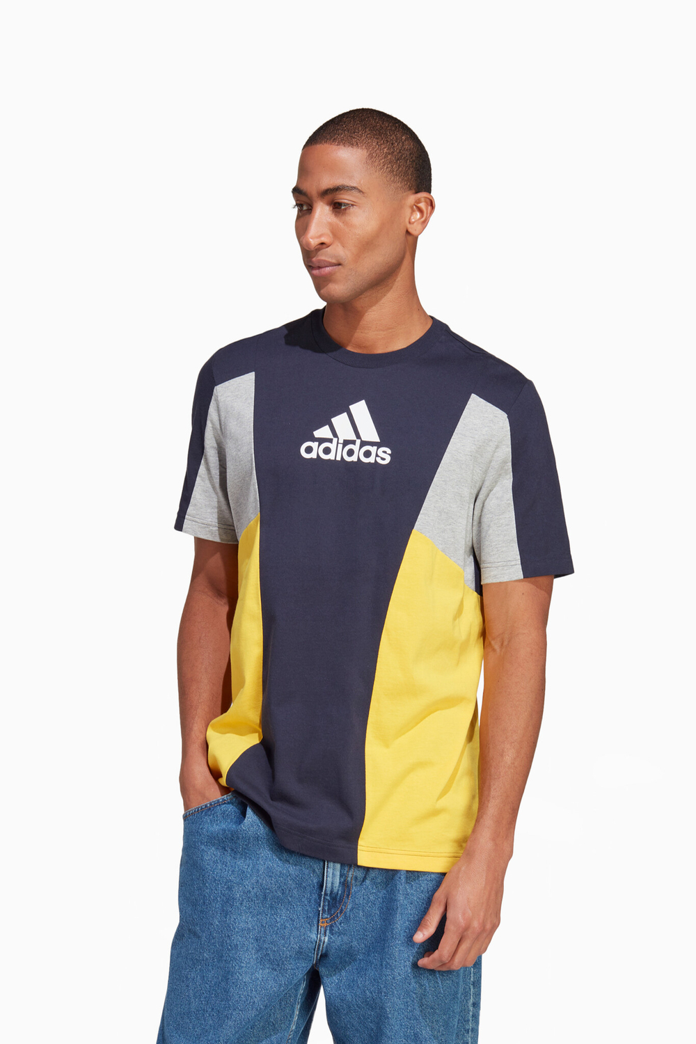 Футболка adidas Essentials Colorblock
