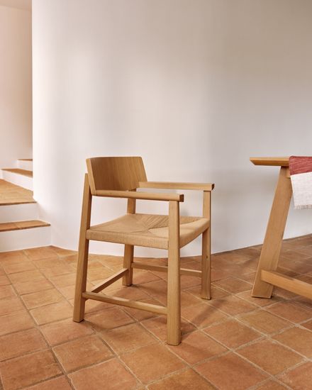 Стул Idun из массива дуба с натуральной отделкой и сиденьем из веревки