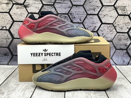 Yeezy 700 V3 Fade Carbon