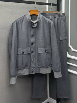 Костюм Kiton