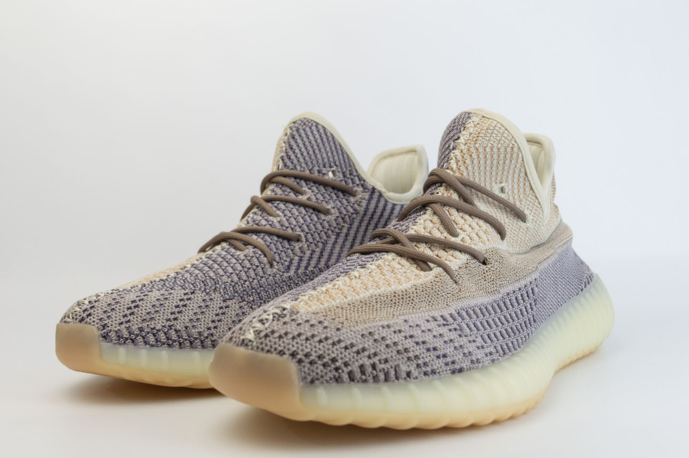 Кроссовки Adidas Yeezy 350 boost V2 Ash Pearl Wmns