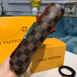 Louis Vuitton Favorite PM