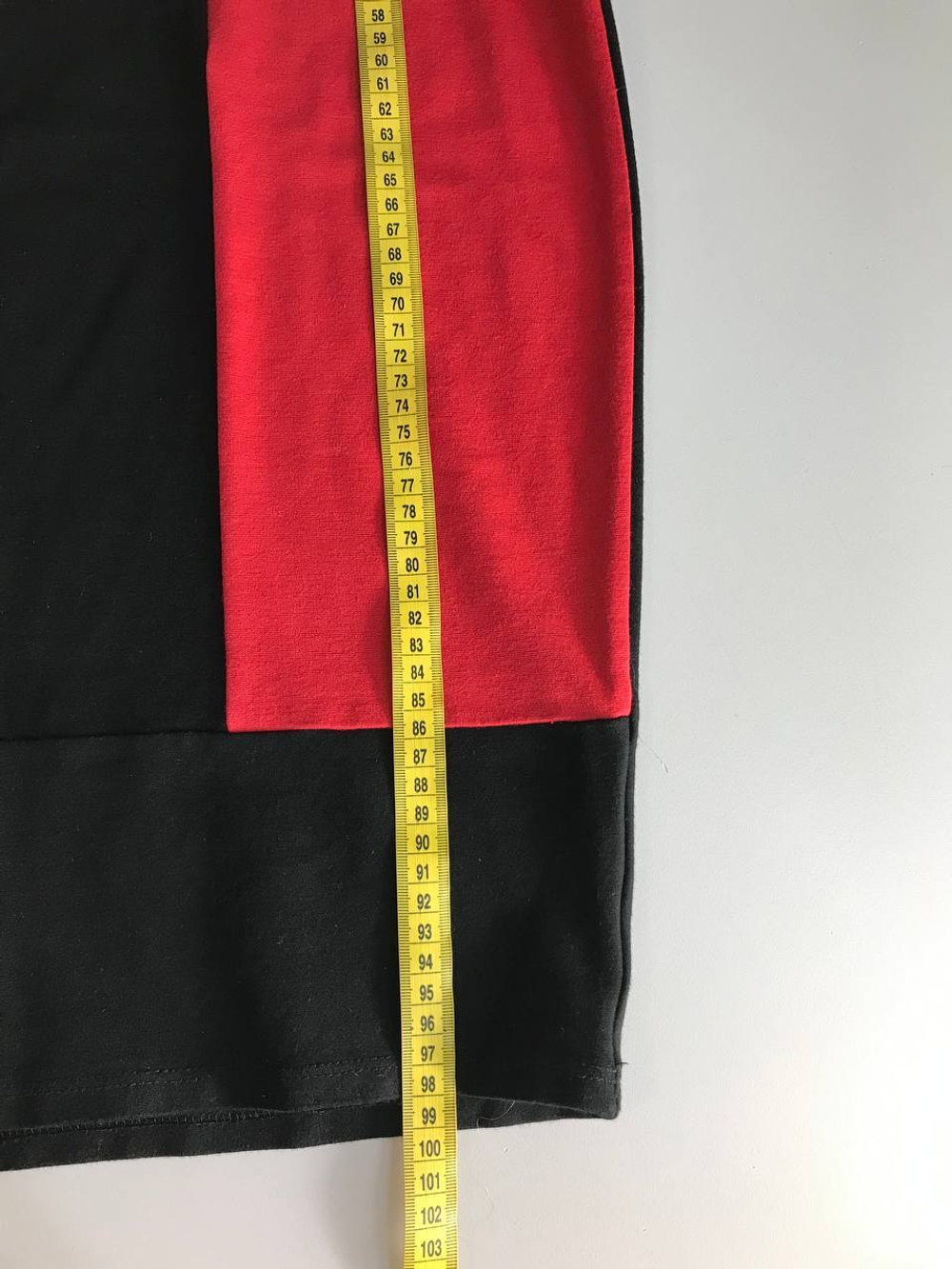 Платье плотное на осень, визуально на 46 размер