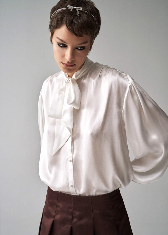 Шелковая блуза Pussy-bow