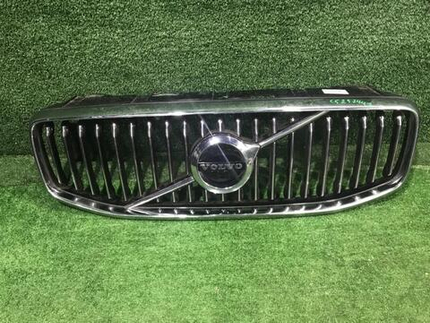 Решетка радиатора Volvo XC60 2 (2017-2021)