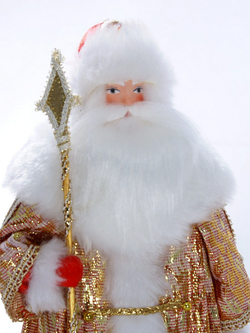 Кукла фарфоровая Дед Мороз в боярской шубе из парчи