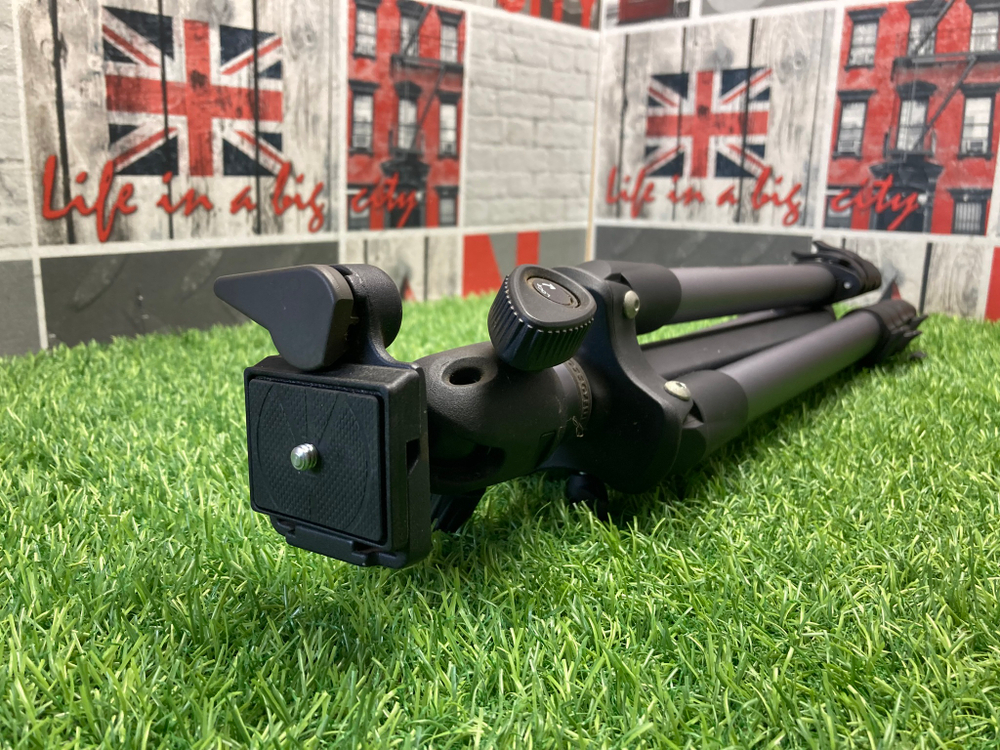 Штатив Manfrotto