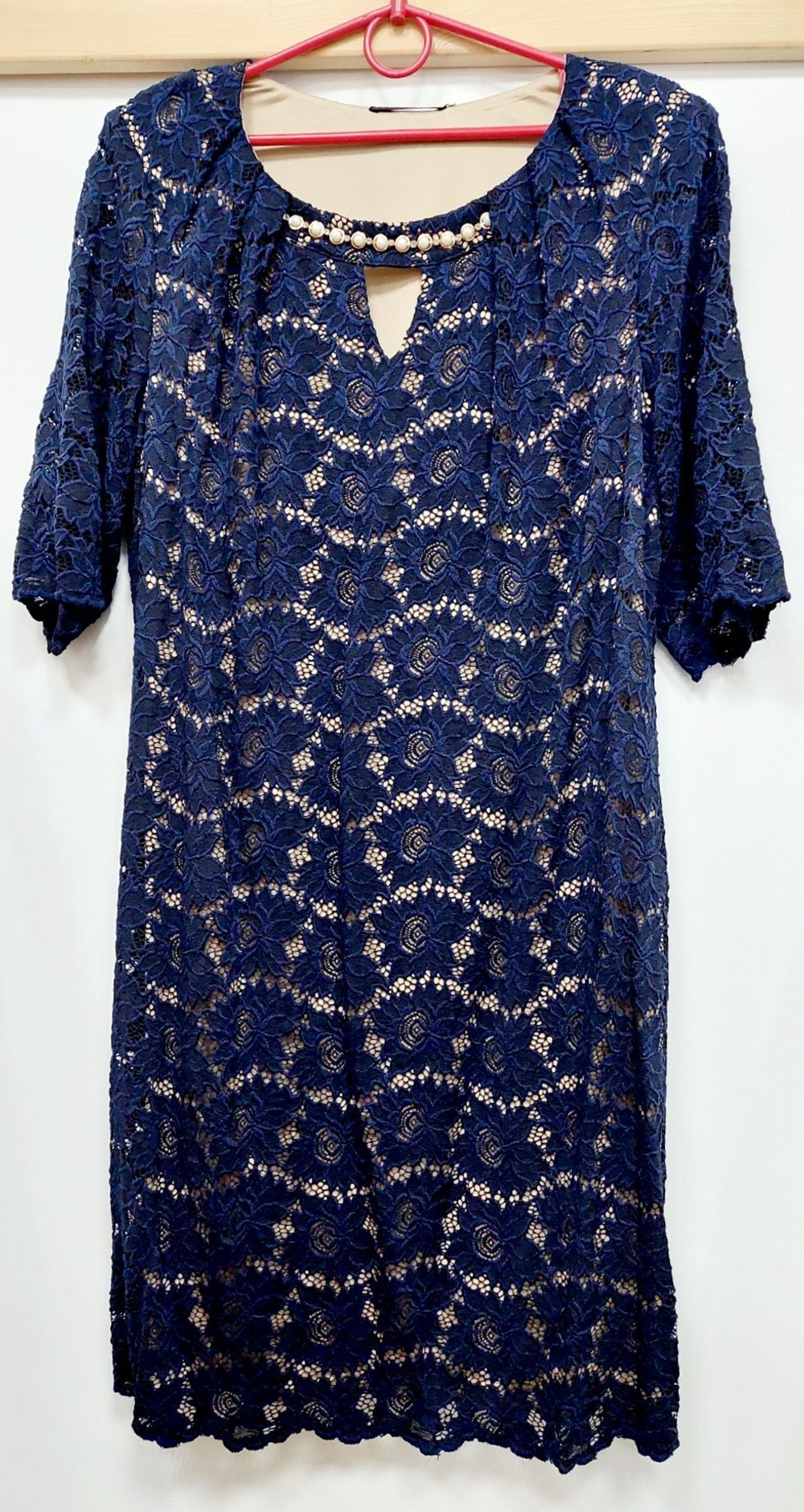 Платье женское нарядное новогоднее праздничное на праздник кружево кружевное синее тёмно-синее золотое большой размер 56 шифон трикотаж вискоза силуэтное футлярное по фигуре