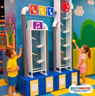 Сенсорная игровая стена «Музыкальная симфония», 2,44×0,5×2,44 м