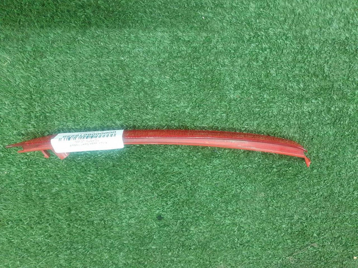 Катафот левый Toyota Land Cruiser 300 (2021-н.в.)