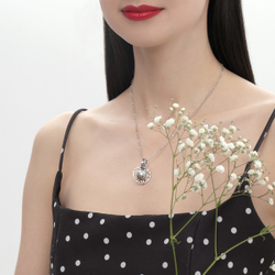 "Фрамо" подвеска в серебряном покрытии из коллекции "Жемчужная" от Jenavi с замком карабин